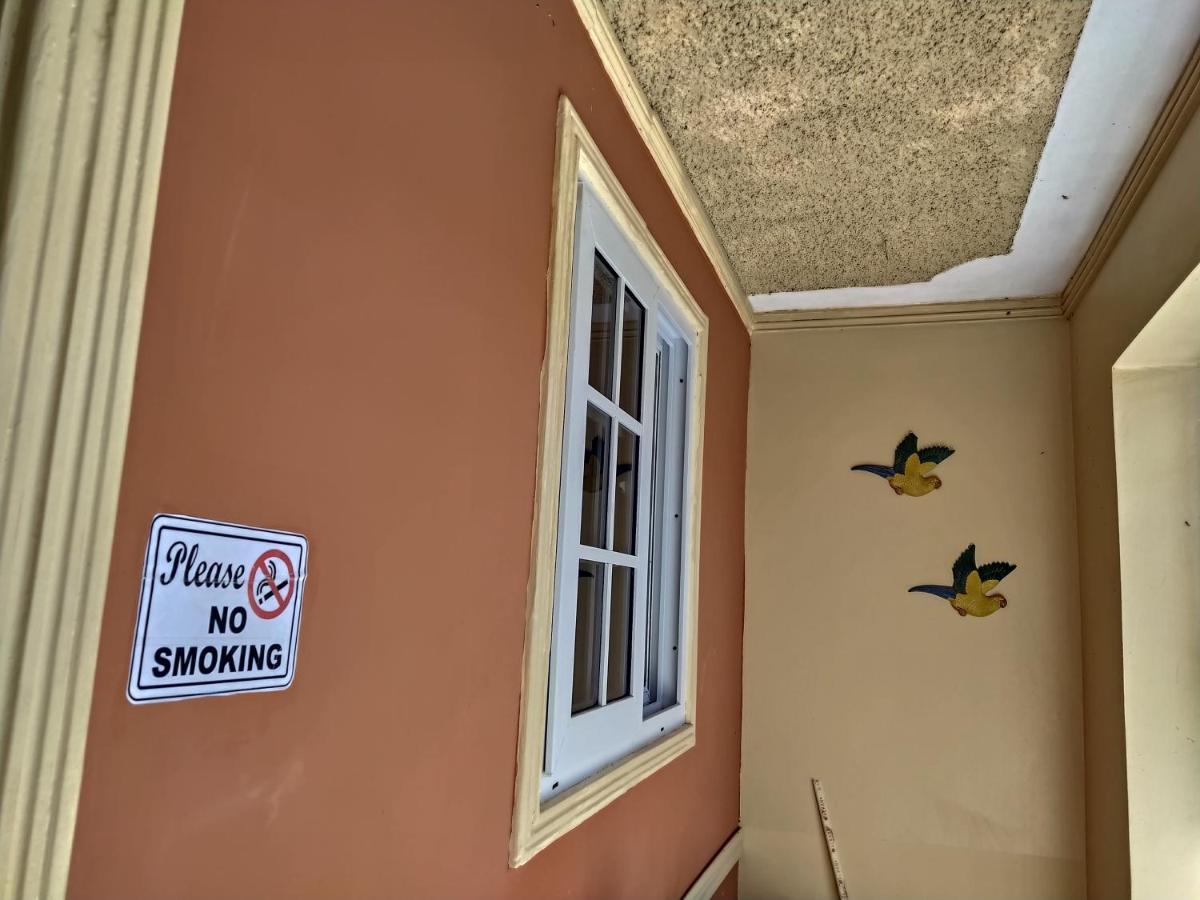 Gables Vacation Rentals With Private Gated Parking Onsite Knockpatrick Экстерьер фото