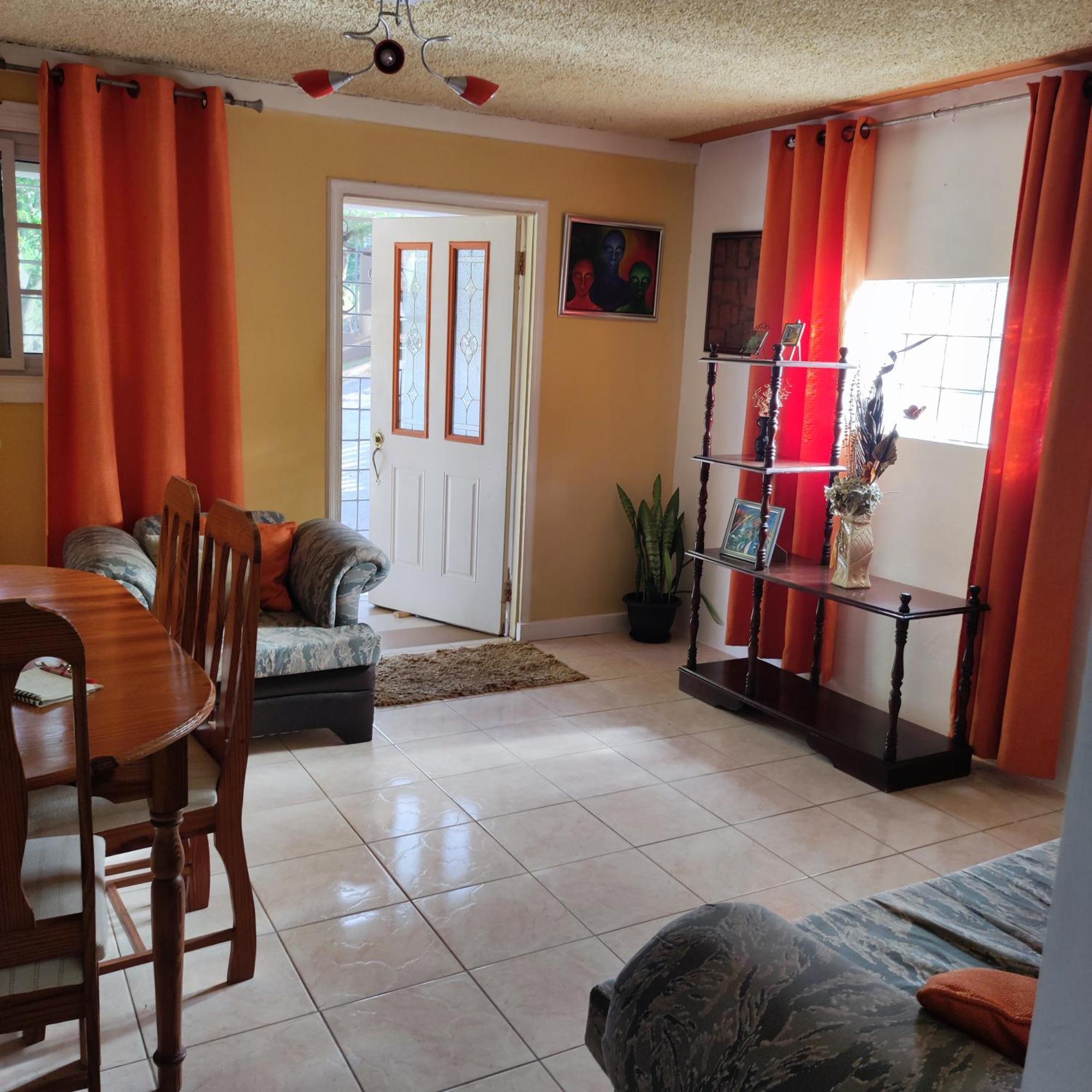 Gables Vacation Rentals With Private Gated Parking Onsite Knockpatrick Экстерьер фото