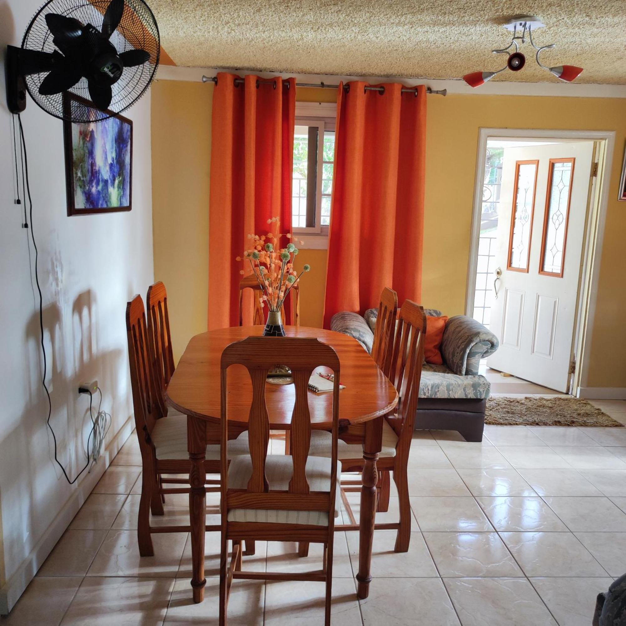 Gables Vacation Rentals With Private Gated Parking Onsite Knockpatrick Экстерьер фото