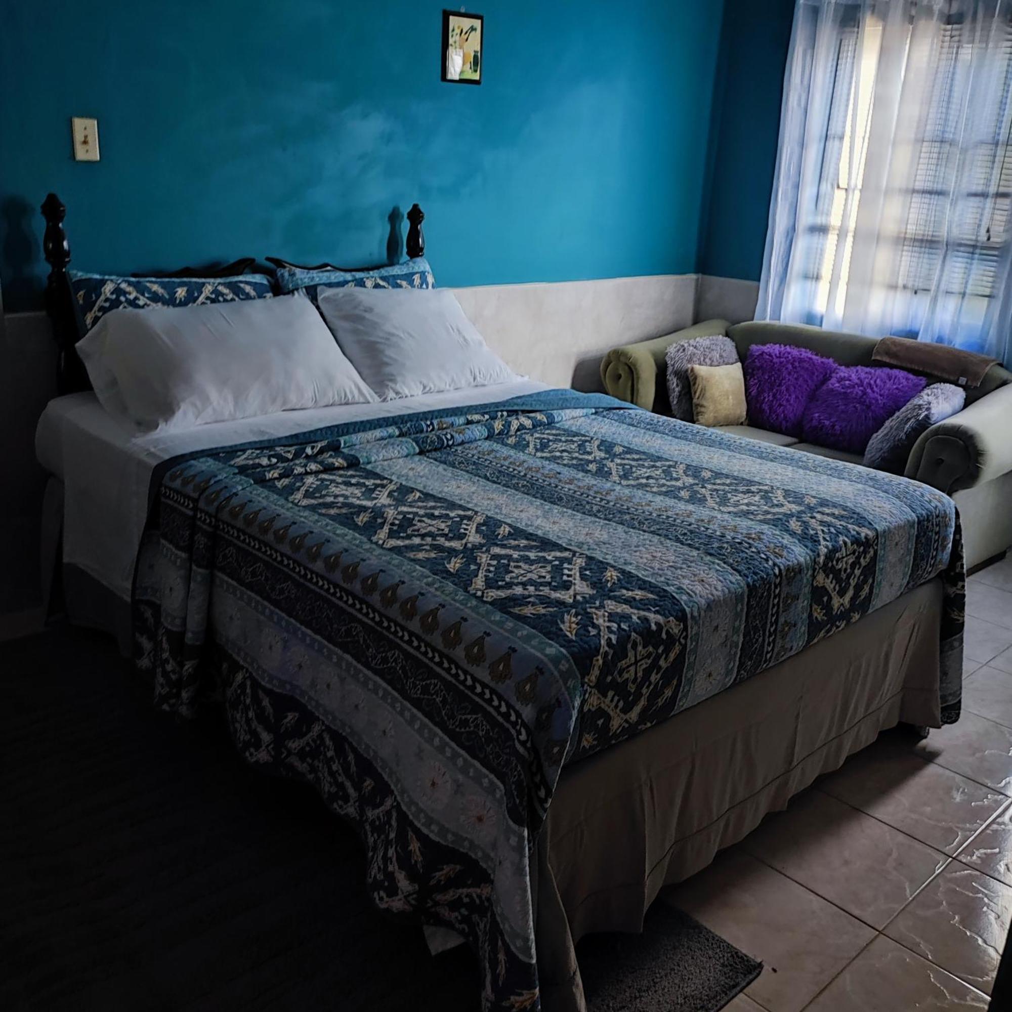 Gables Vacation Rentals With Private Gated Parking Onsite Knockpatrick Экстерьер фото